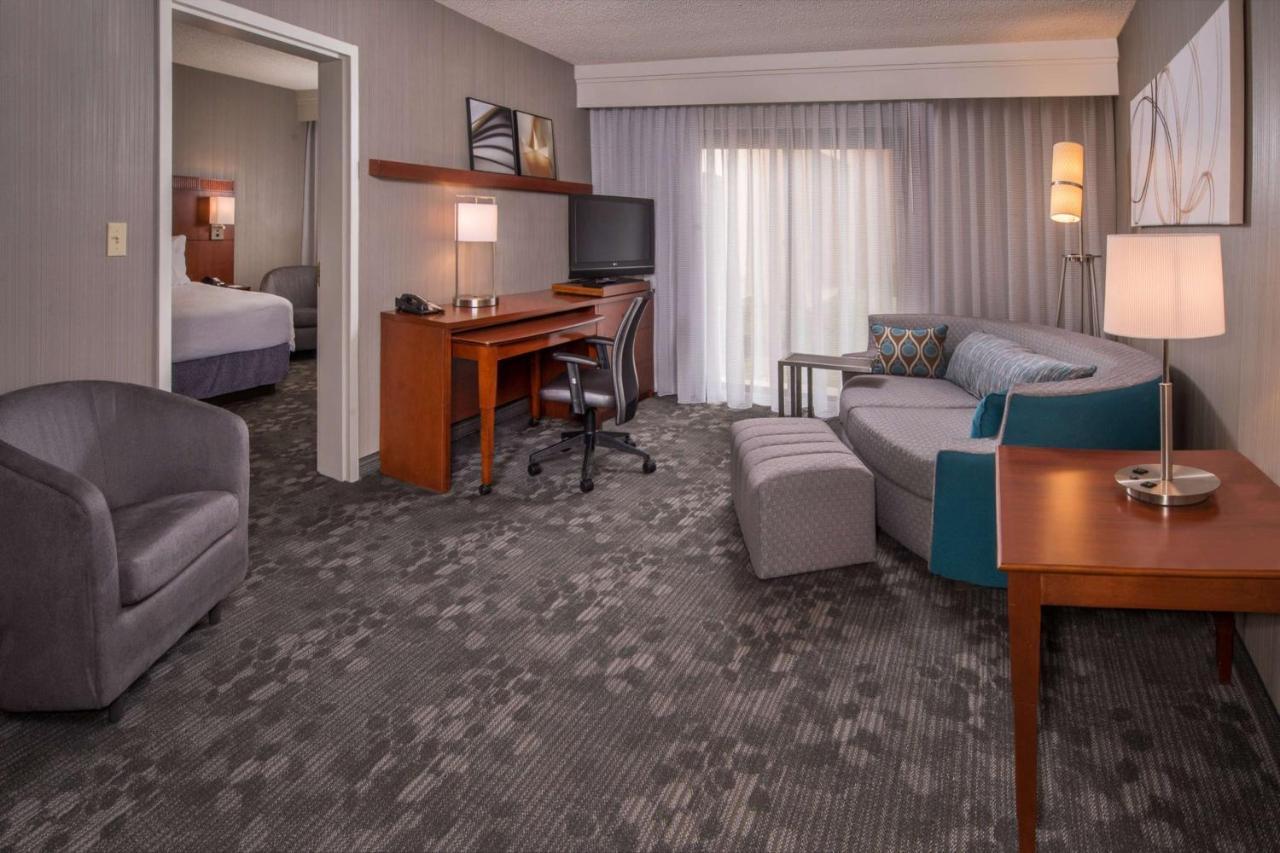 Sonesta Select Columbia Hotel Exterior photo
